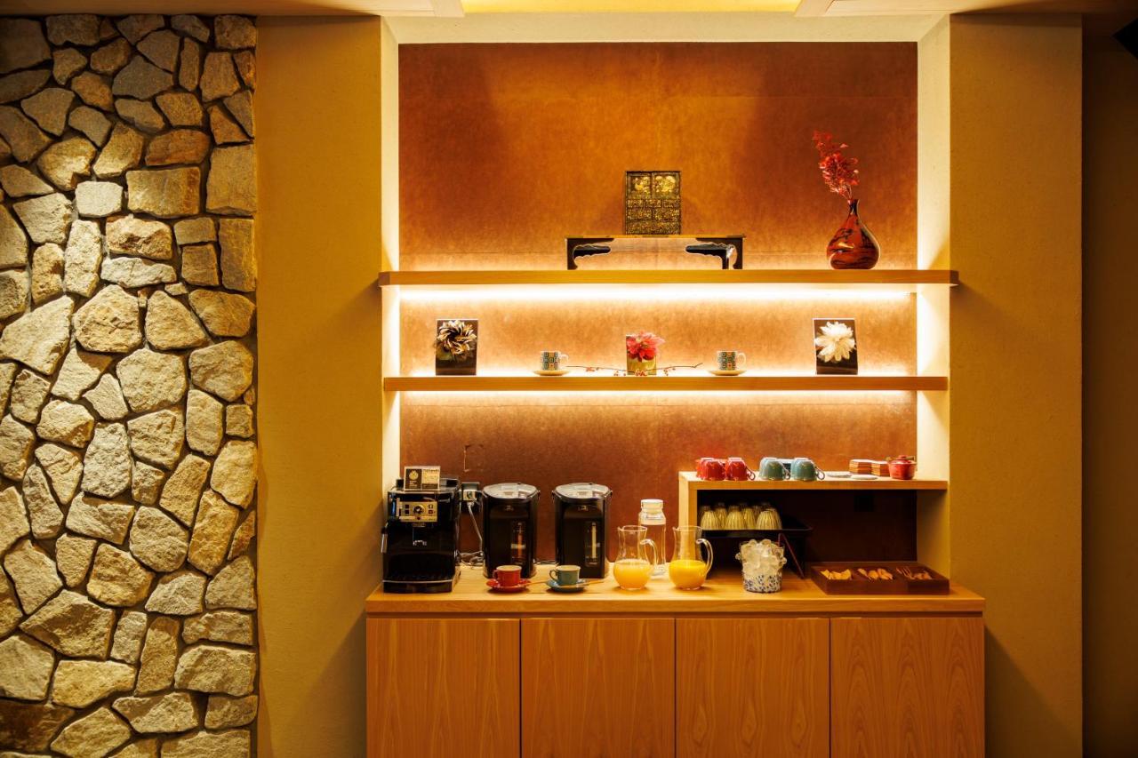 Hotel Kanazawa Zoushi Kültér fotó