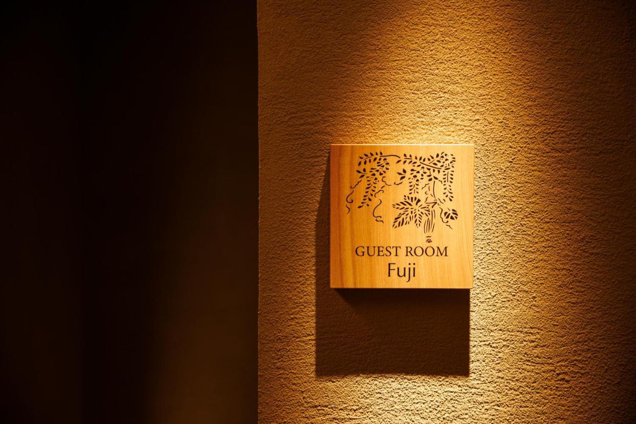 Hotel Kanazawa Zoushi Kültér fotó